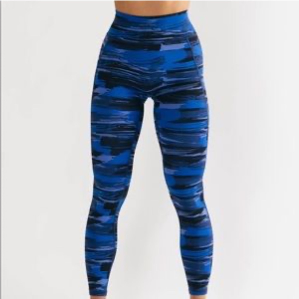 Alphalete High V Waist Surface Power Electric Blue Camo Leggings Size M